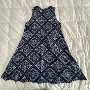 Navy Blue Sleeveless Patterned Dress